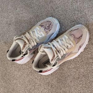 PUMA PLATFORM SNEAKERS